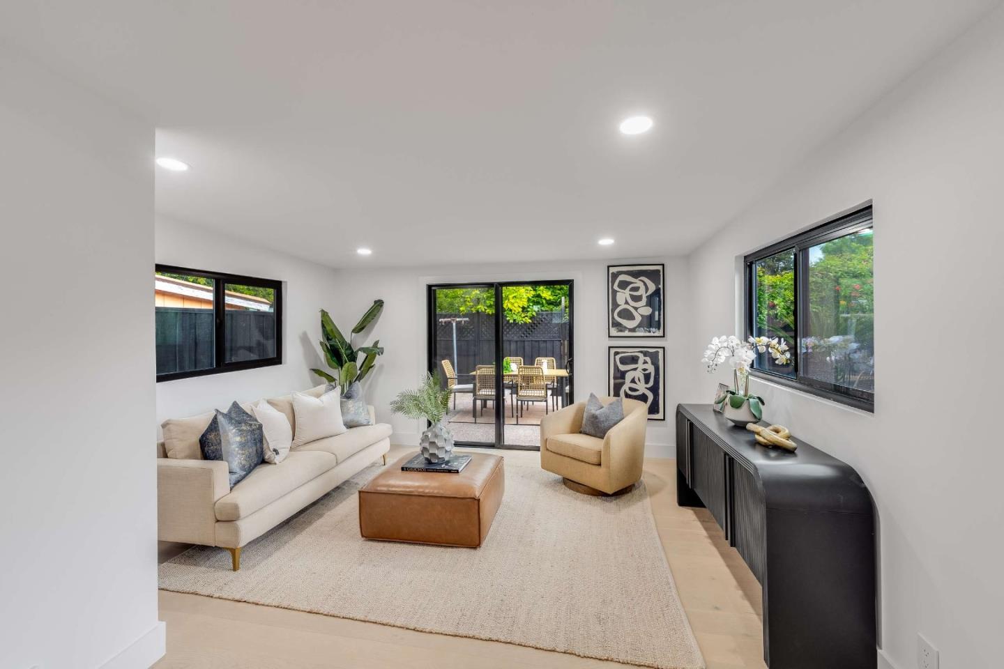 Detail Gallery Image 16 of 42 For 1650 S Wolfe Rd, Sunnyvale,  CA 94087 - 3 Beds | 2 Baths