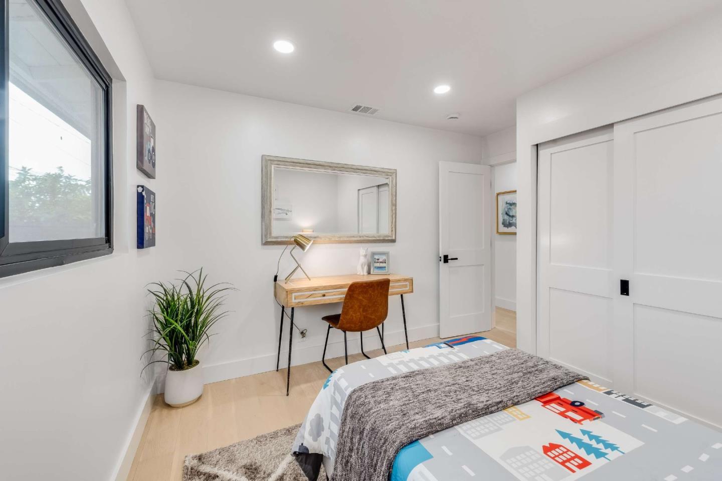 Detail Gallery Image 21 of 42 For 1650 S Wolfe Rd, Sunnyvale,  CA 94087 - 3 Beds | 2 Baths