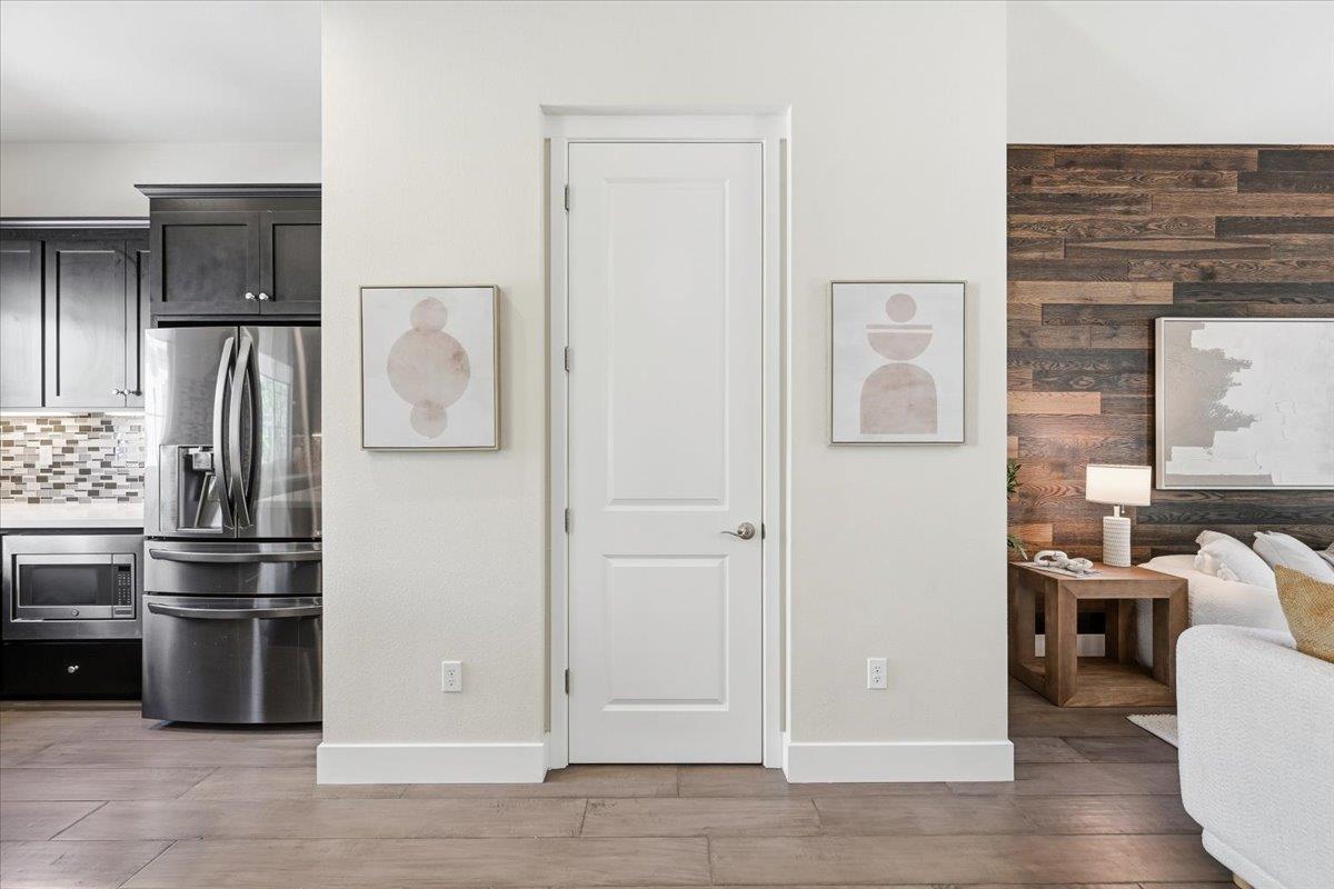 Detail Gallery Image 13 of 78 For 157 Jeffrey Ter, Sunnyvale,  CA 94086 - 3 Beds | 2/1 Baths