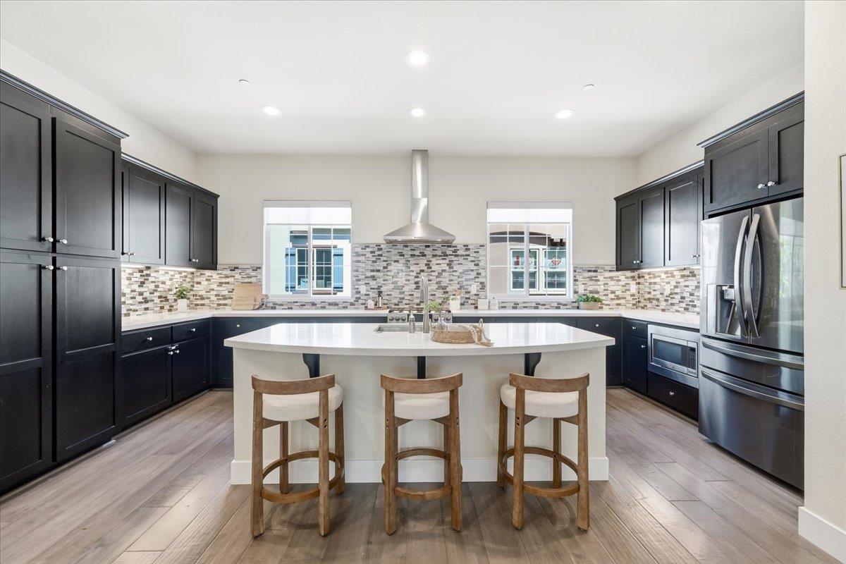 Detail Gallery Image 14 of 78 For 157 Jeffrey Ter, Sunnyvale,  CA 94086 - 3 Beds | 2/1 Baths