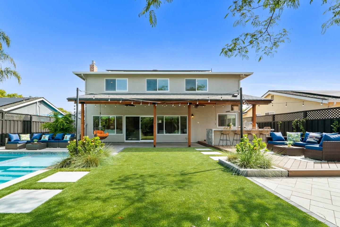 Detail Gallery Image 13 of 59 For 4509 Thistle Dr, San Jose,  CA 95136 - 4 Beds | 2/1 Baths