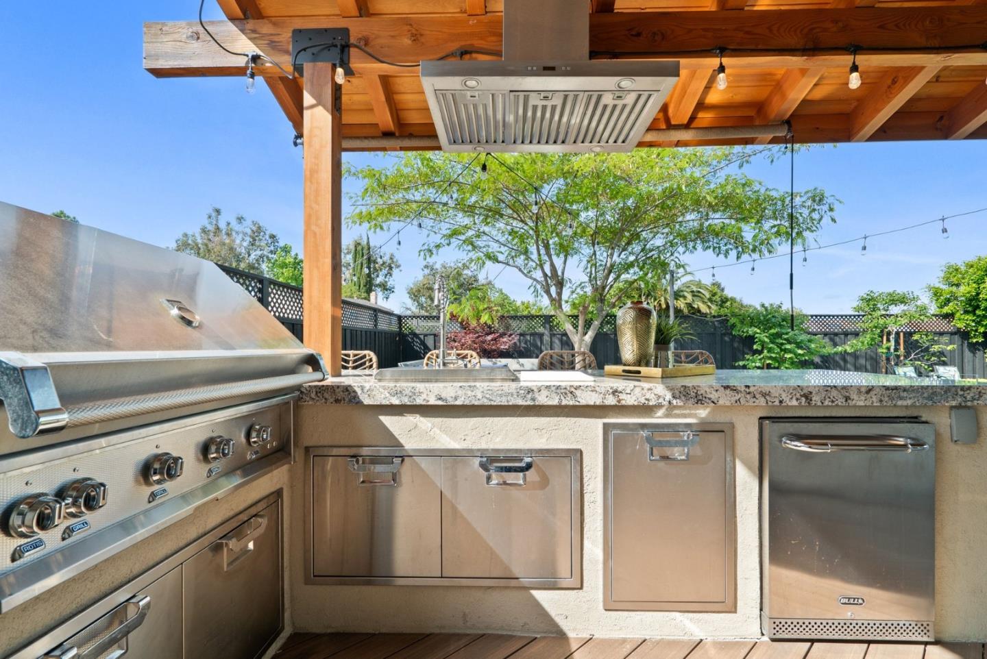 Detail Gallery Image 25 of 59 For 4509 Thistle Dr, San Jose,  CA 95136 - 4 Beds | 2/1 Baths