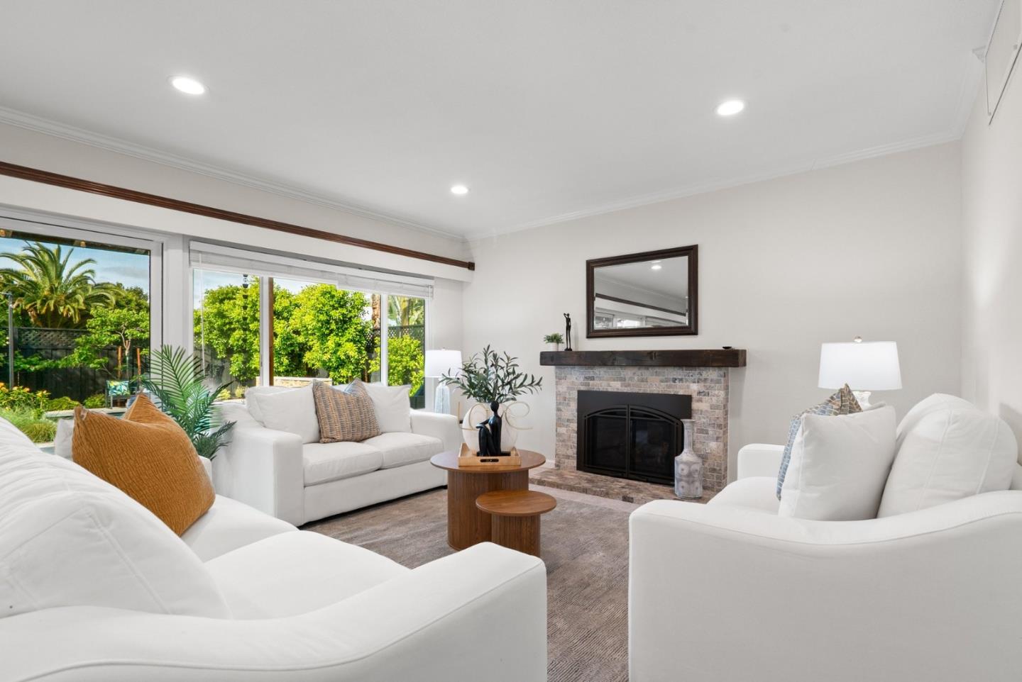 Detail Gallery Image 3 of 59 For 4509 Thistle Dr, San Jose,  CA 95136 - 4 Beds | 2/1 Baths