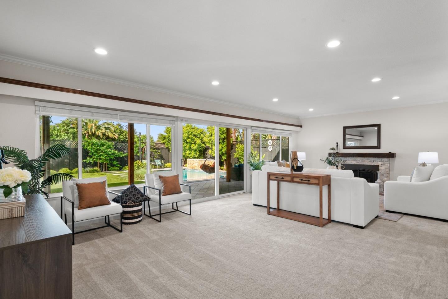 Detail Gallery Image 5 of 59 For 4509 Thistle Dr, San Jose,  CA 95136 - 4 Beds | 2/1 Baths