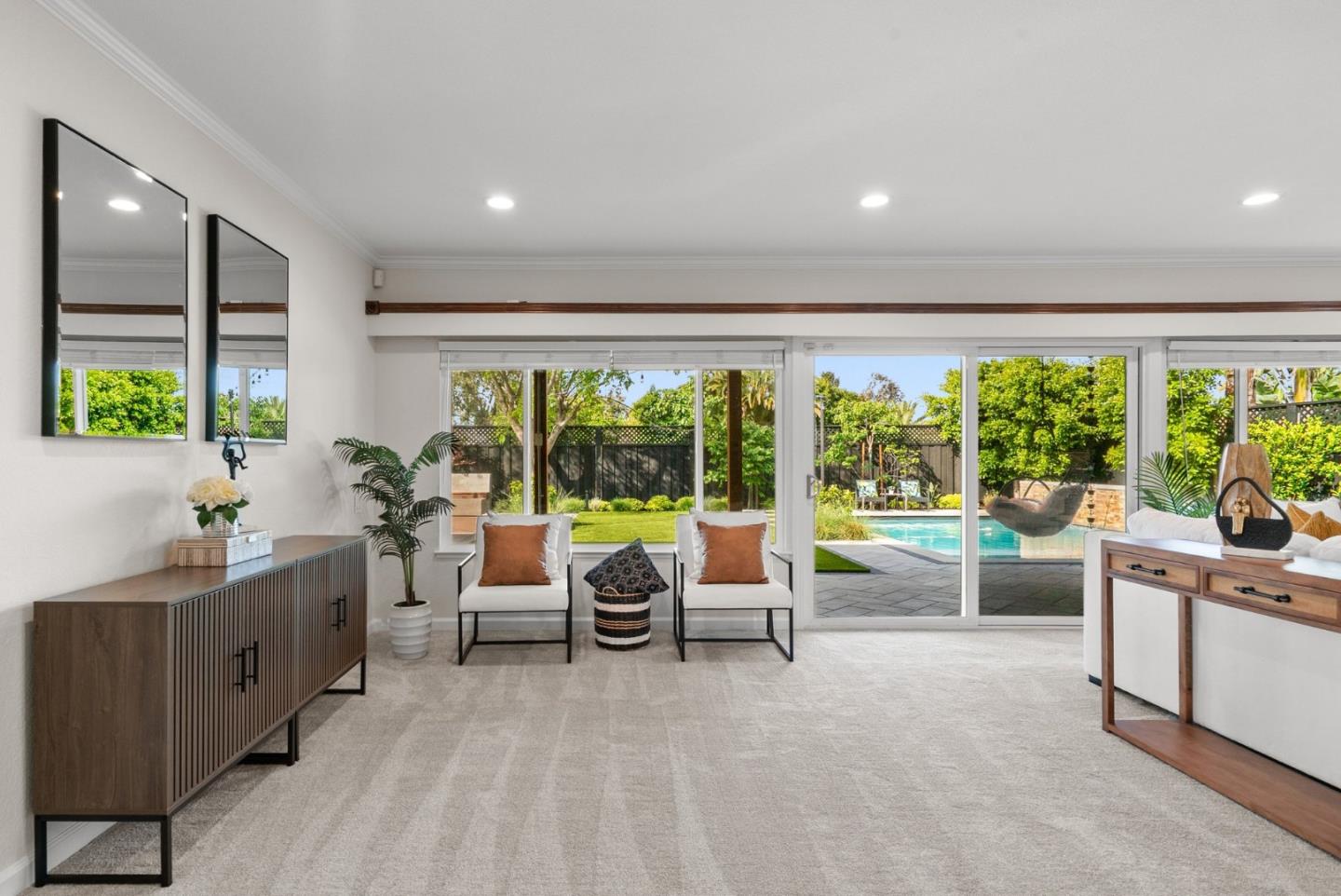 Detail Gallery Image 7 of 59 For 4509 Thistle Dr, San Jose,  CA 95136 - 4 Beds | 2/1 Baths