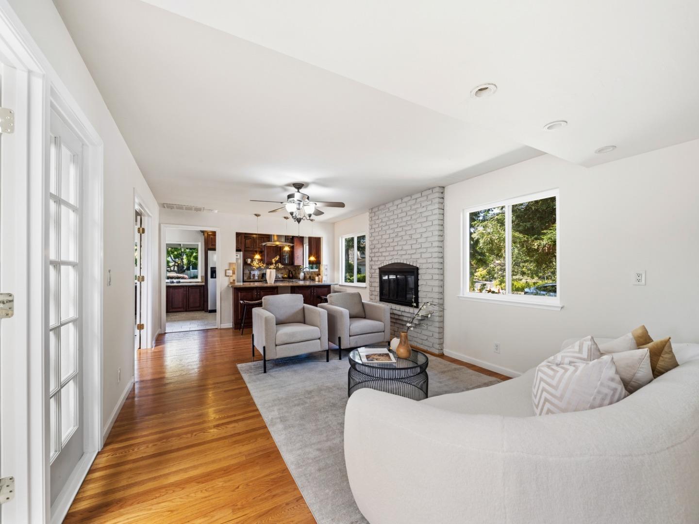 Detail Gallery Image 7 of 40 For 12100 Saraglen Dr, Saratoga,  CA 95070 - 5 Beds | 3 Baths