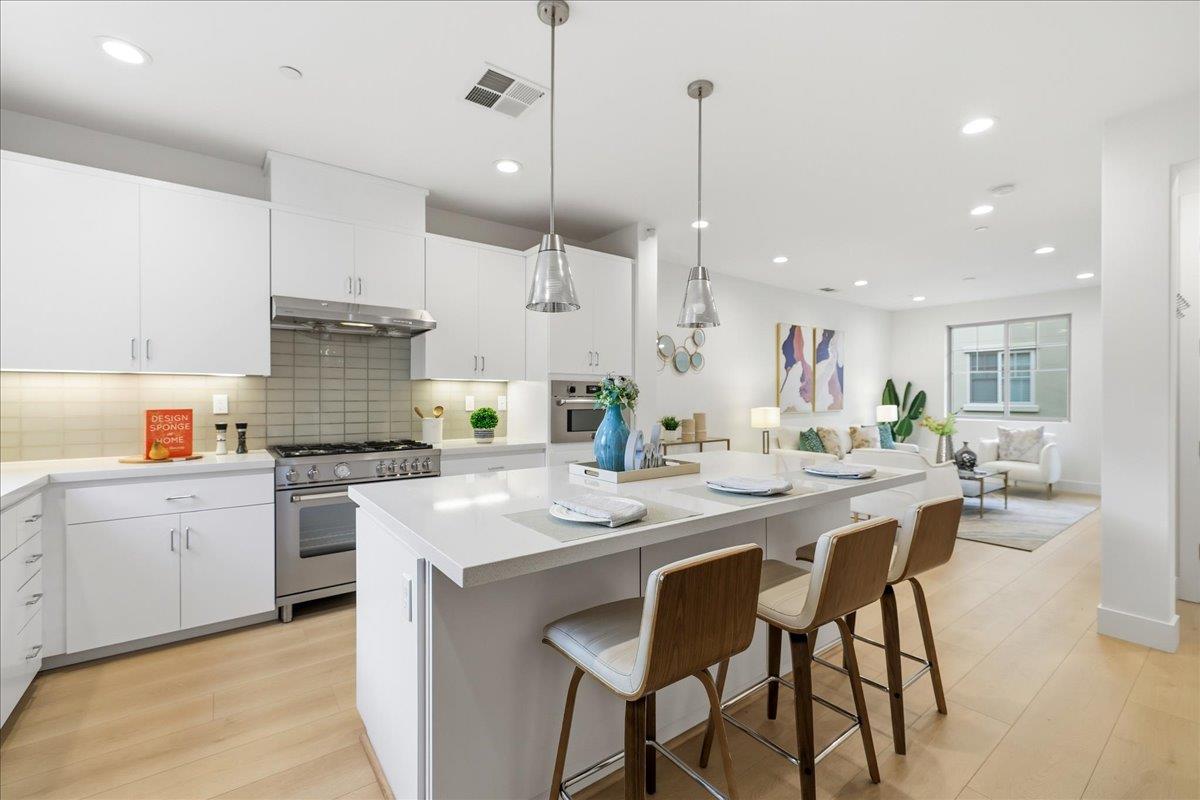 Detail Gallery Image 15 of 50 For 270 Ariana Pl, Mountain View,  CA 94043 - 4 Beds | 3/1 Baths