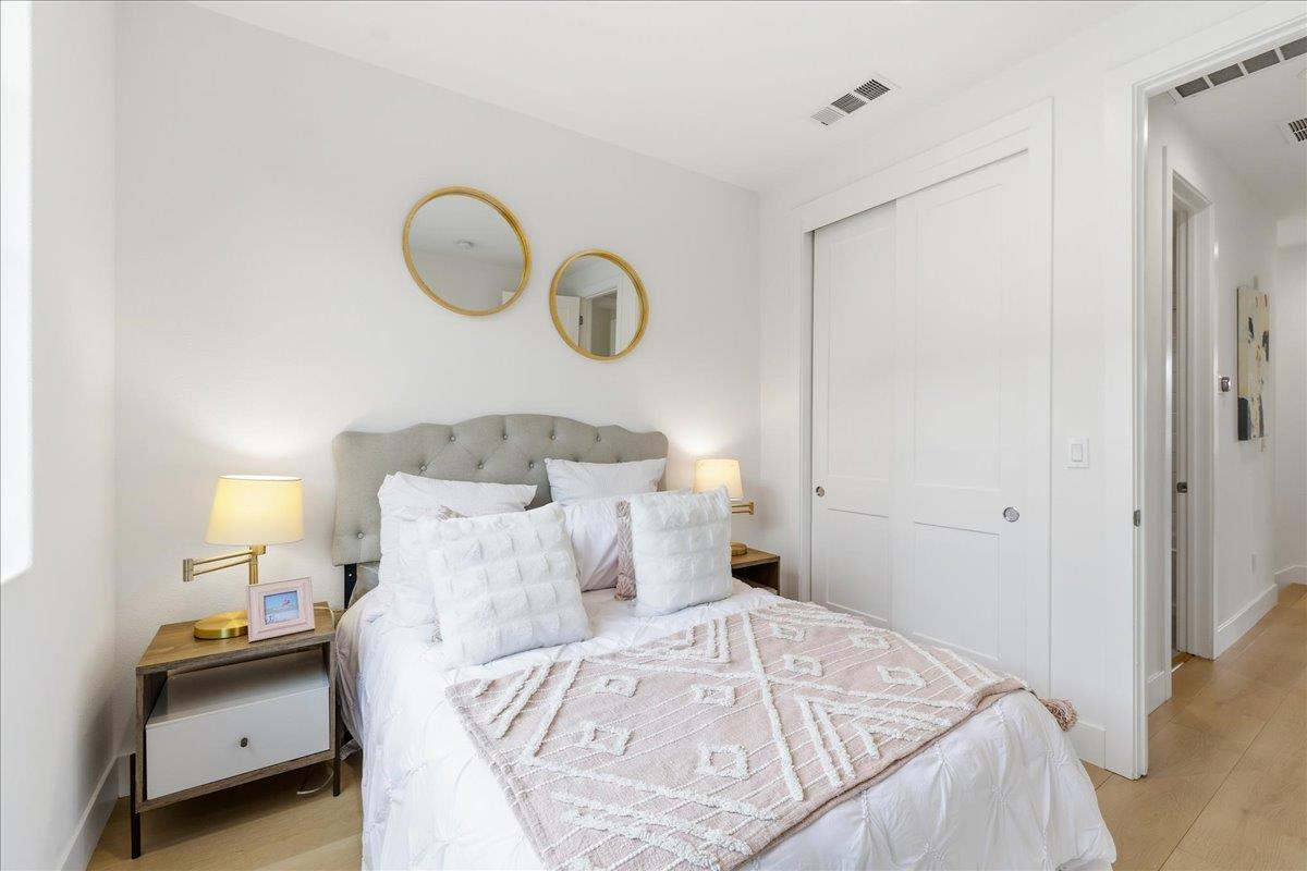 Detail Gallery Image 24 of 50 For 270 Ariana Pl, Mountain View,  CA 94043 - 4 Beds | 3/1 Baths