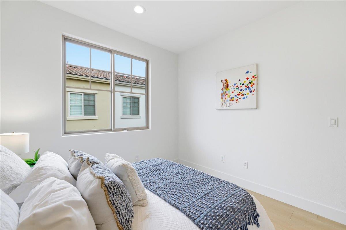 Detail Gallery Image 27 of 50 For 270 Ariana Pl, Mountain View,  CA 94043 - 4 Beds | 3/1 Baths