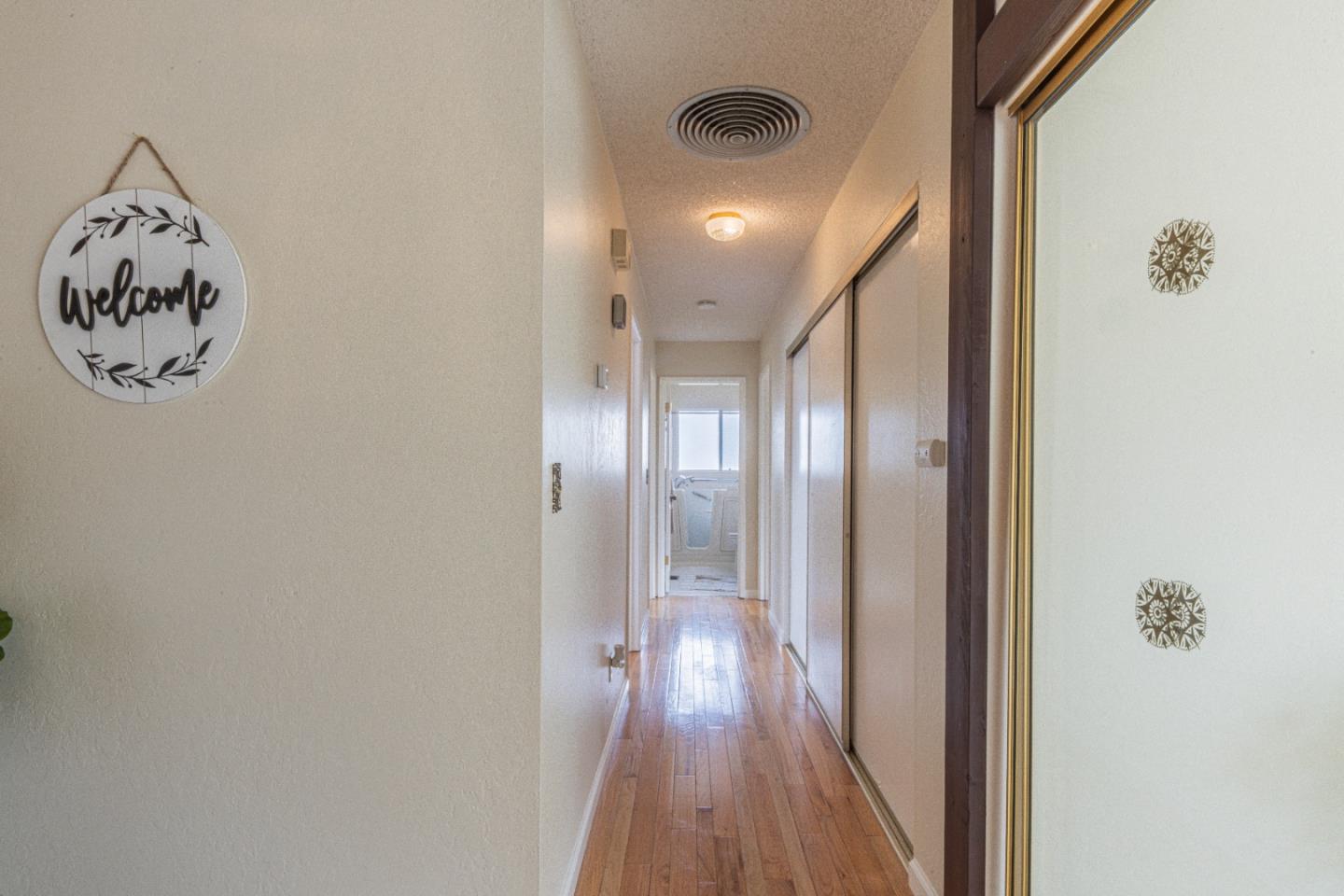 Detail Gallery Image 20 of 35 For 15084 Green Oak Pl, Salinas,  CA 93907 - 3 Beds | 2 Baths