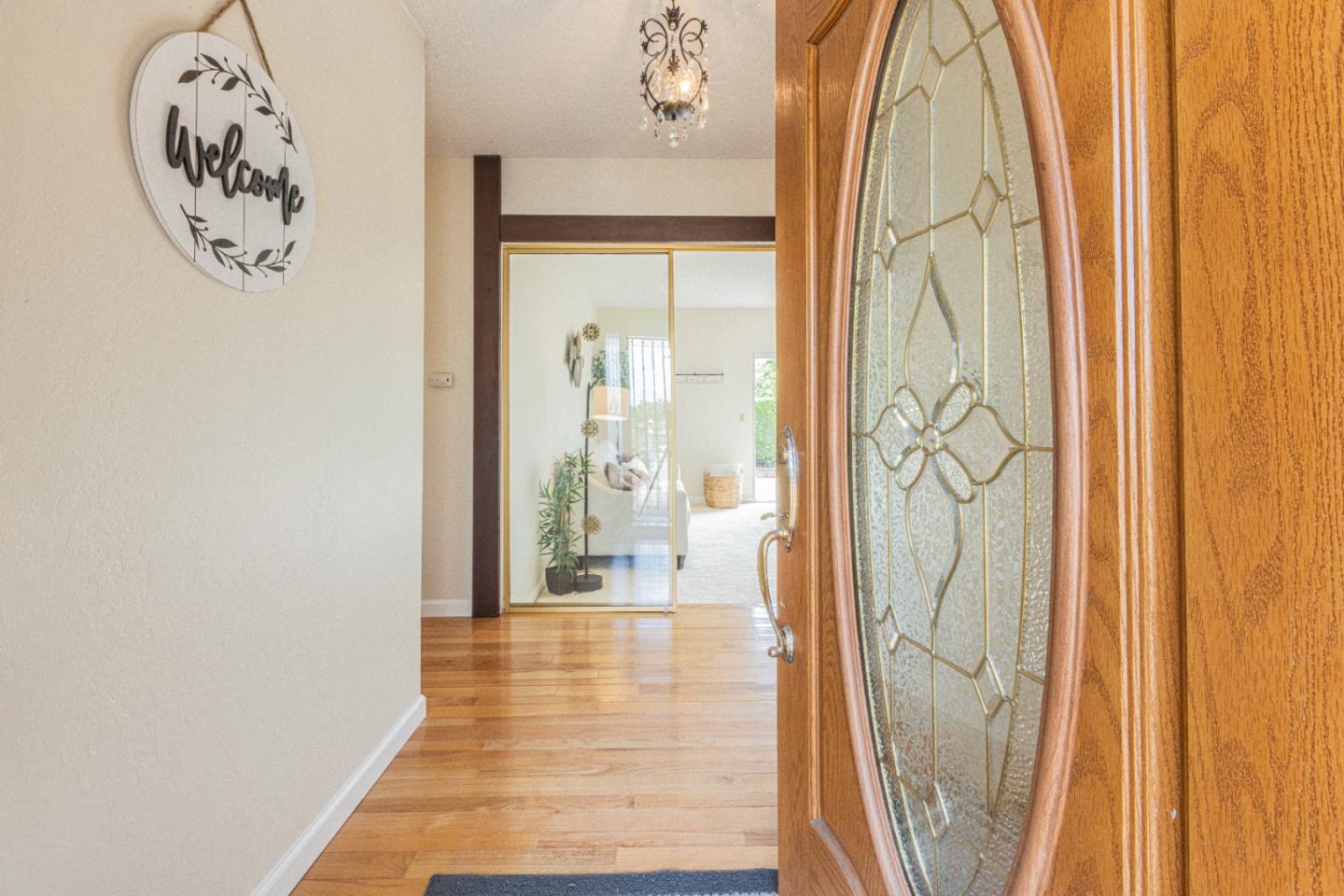 Detail Gallery Image 5 of 35 For 15084 Green Oak Pl, Salinas,  CA 93907 - 3 Beds | 2 Baths