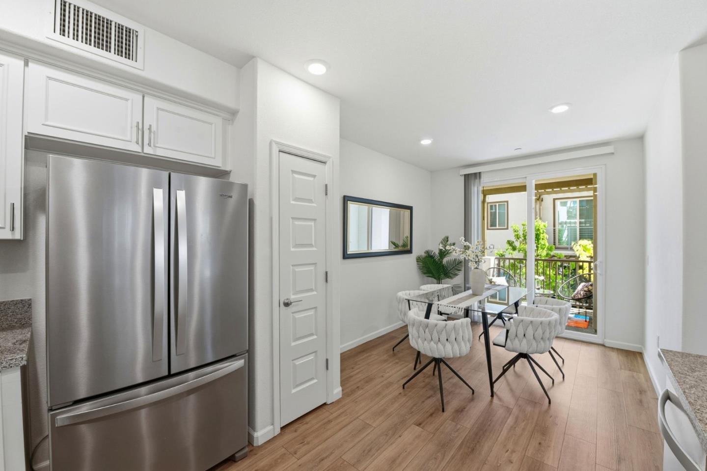 Detail Gallery Image 14 of 40 For 3078 Empoli Ln #5,  San Jose,  CA 95136 - 3 Beds | 3 Baths