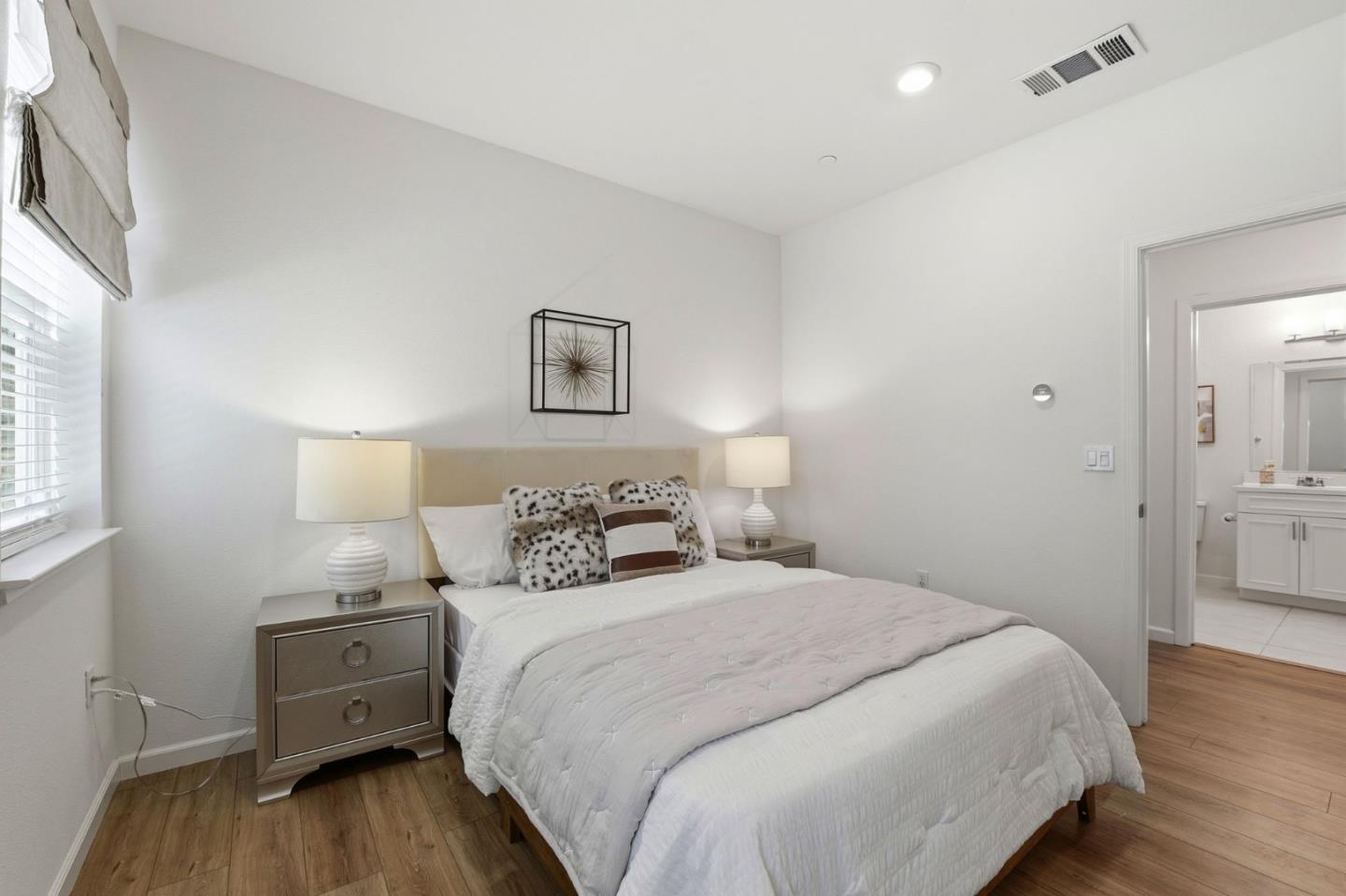 Detail Gallery Image 20 of 40 For 3078 Empoli Ln #5,  San Jose,  CA 95136 - 3 Beds | 3 Baths