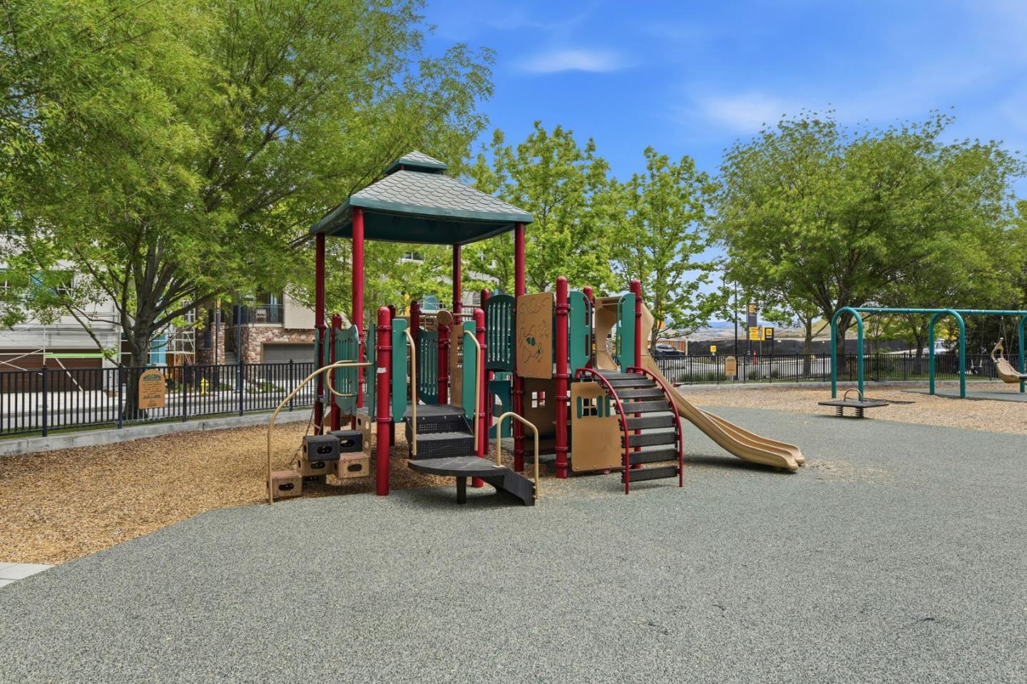 Detail Gallery Image 37 of 40 For 3078 Empoli Ln #5,  San Jose,  CA 95136 - 3 Beds | 3 Baths