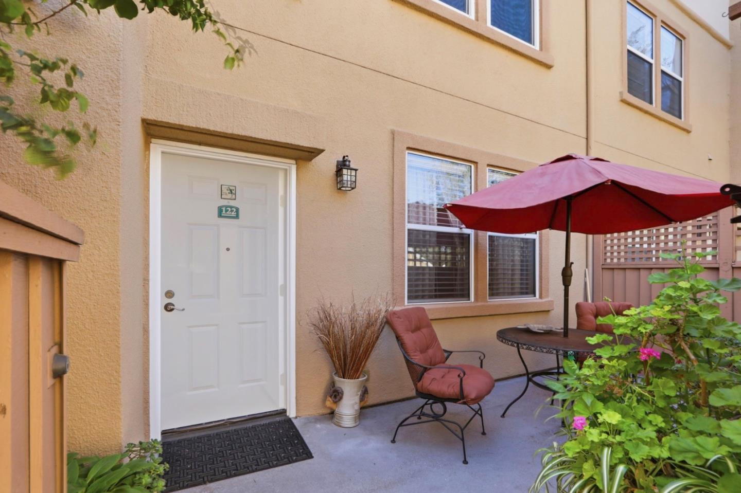 Detail Gallery Image 2 of 46 For 951 S 12th St #122,  San Jose,  CA 95112 - 2 Beds | 2 Baths