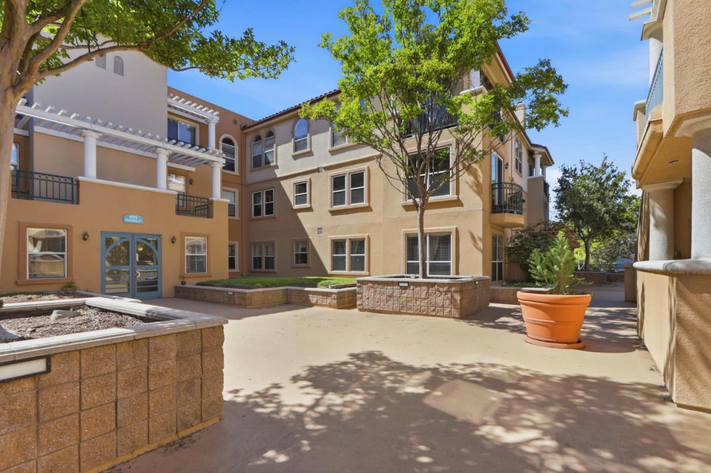 Detail Gallery Image 34 of 46 For 951 S 12th St #122,  San Jose,  CA 95112 - 2 Beds | 2 Baths