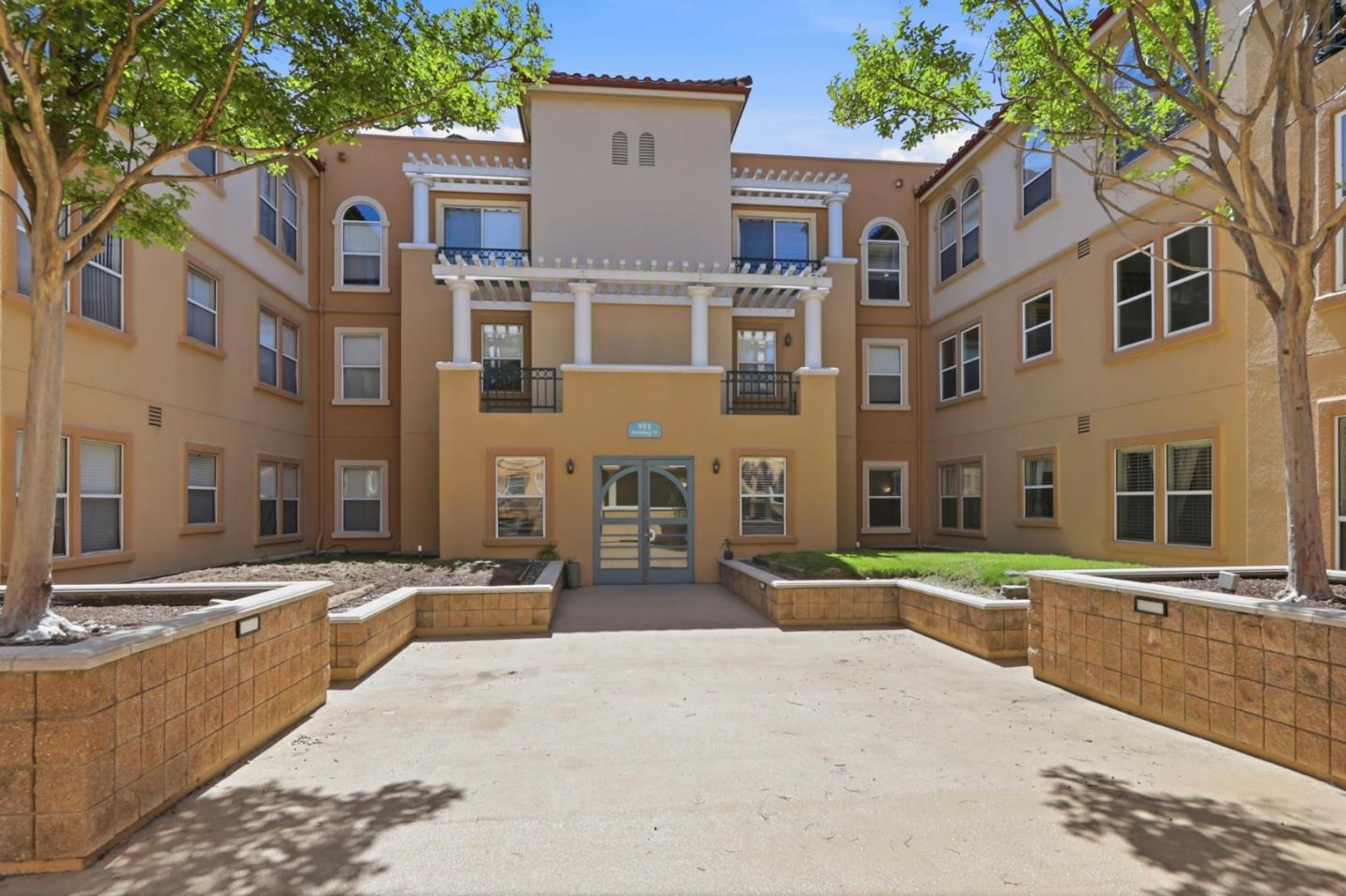 Detail Gallery Image 39 of 46 For 951 S 12th St #122,  San Jose,  CA 95112 - 2 Beds | 2 Baths