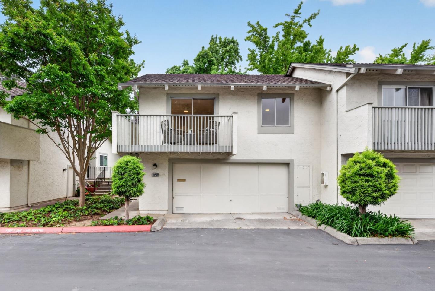 Front Image Thumbnail for ML82043992