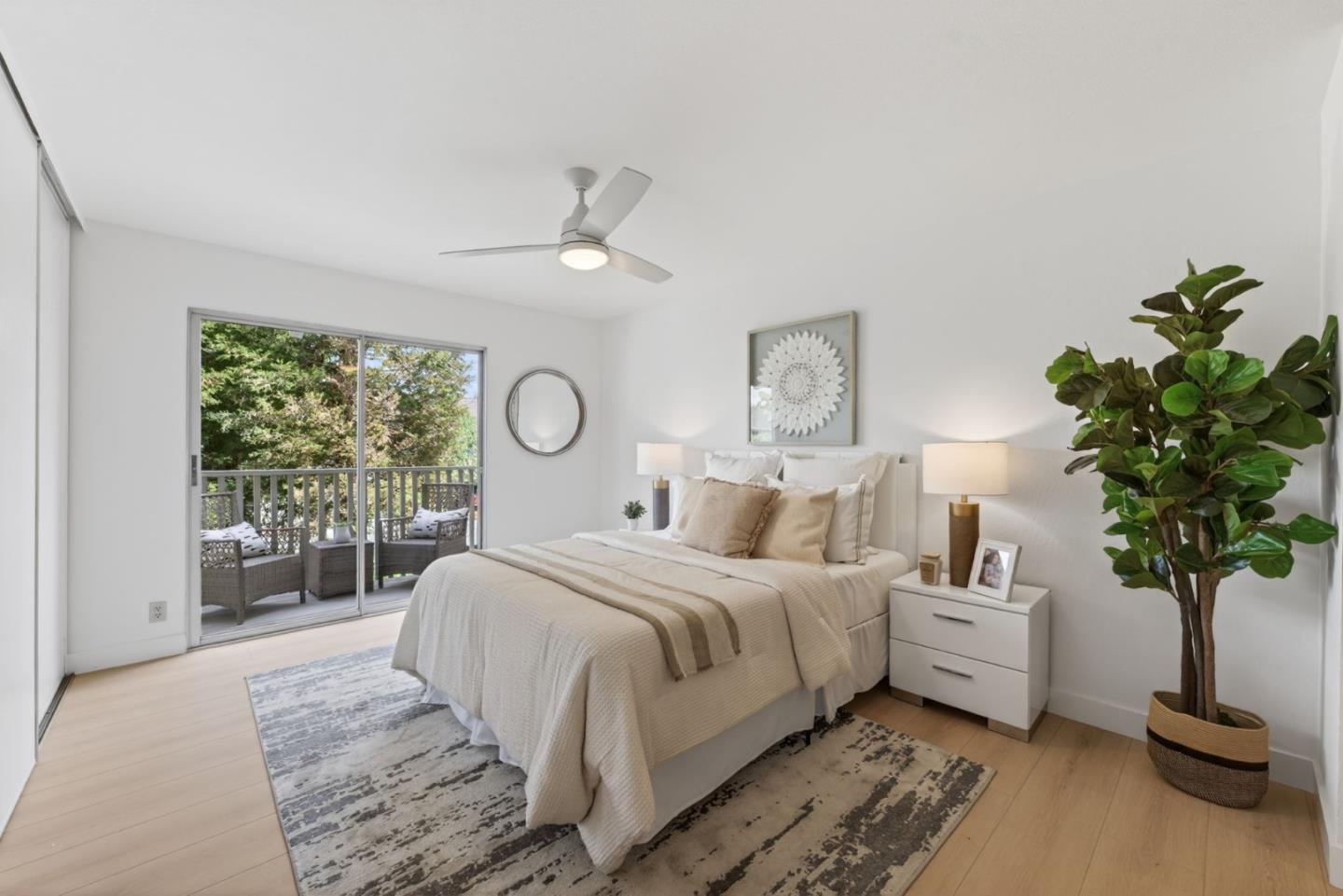 Detail Gallery Image 13 of 29 For 20288 Northwest Sq, Cupertino,  CA 95014 - 2 Beds | 2 Baths