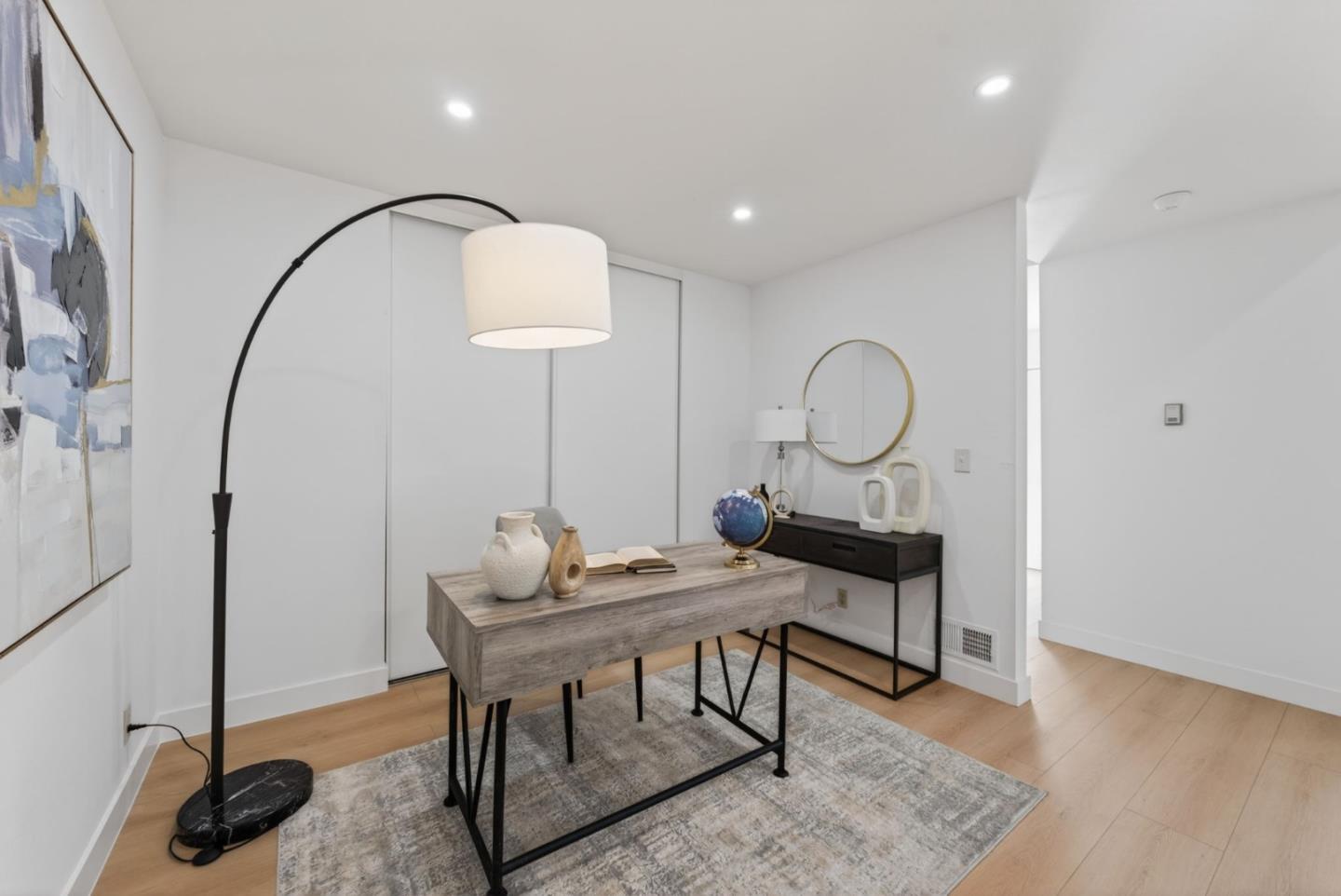 Detail Gallery Image 15 of 29 For 20288 Northwest Sq, Cupertino,  CA 95014 - 2 Beds | 2 Baths