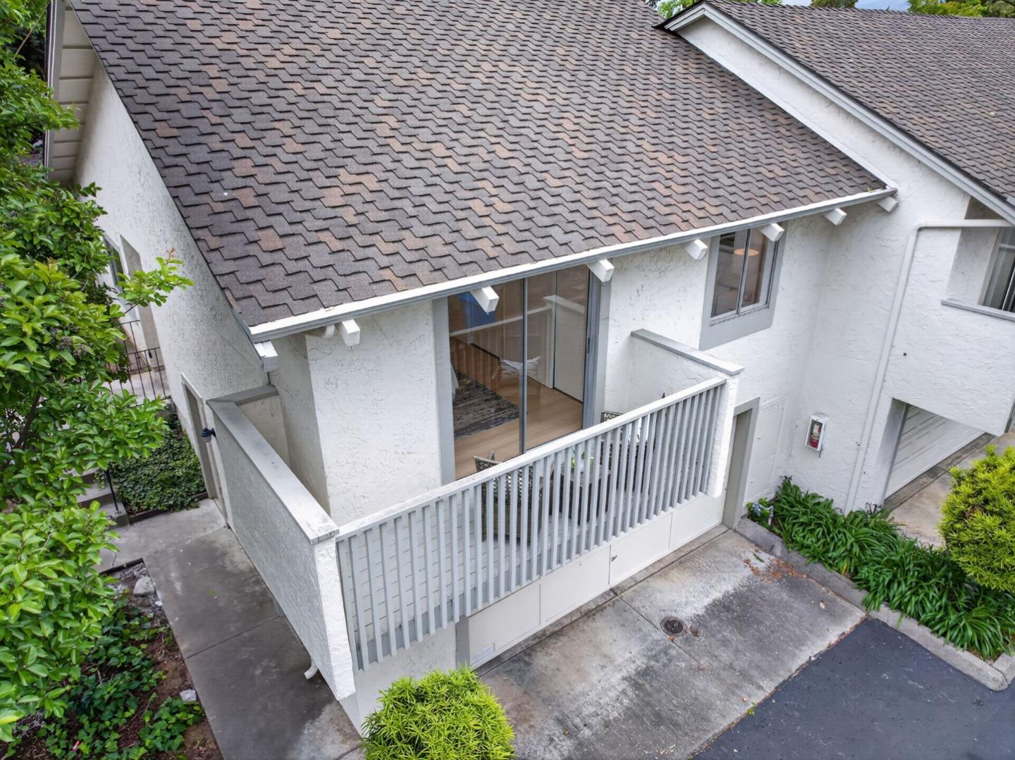 Detail Gallery Image 16 of 29 For 20288 Northwest Sq, Cupertino,  CA 95014 - 2 Beds | 2 Baths