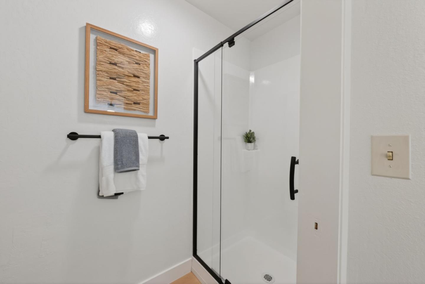 Detail Gallery Image 21 of 29 For 20288 Northwest Sq, Cupertino,  CA 95014 - 2 Beds | 2 Baths