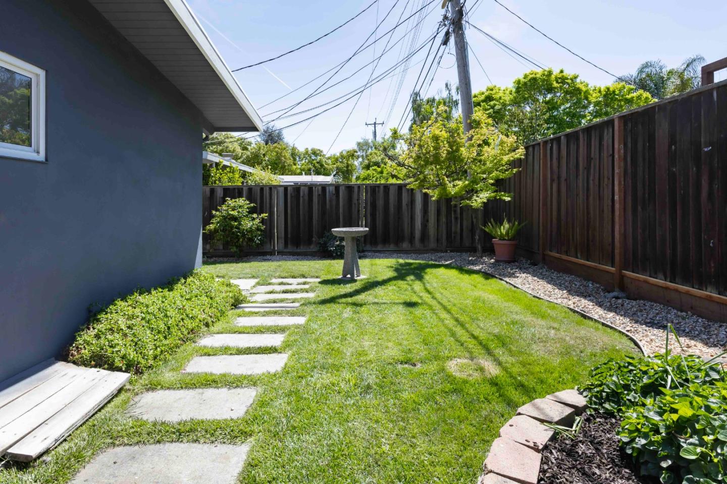 Detail Gallery Image 19 of 20 For 2491 Betlo Ave, Mountain View,  CA 94043 - 3 Beds | 2 Baths