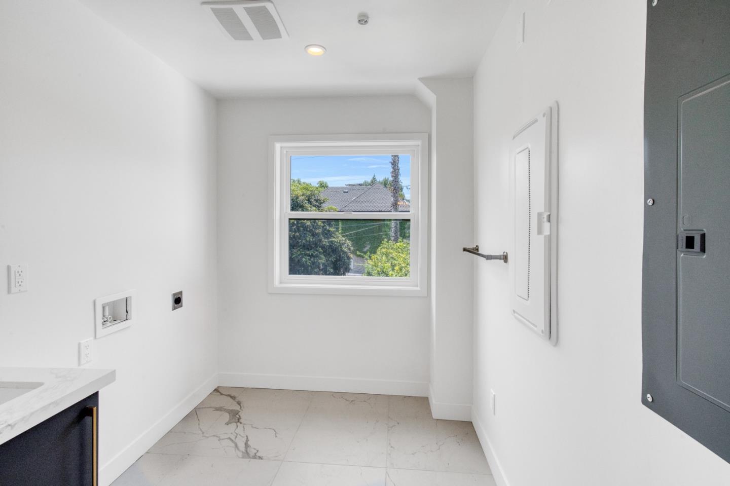 Detail Gallery Image 33 of 88 For 1221 Prevost St, San Jose,  CA 95125 - 5 Beds | 5 Baths