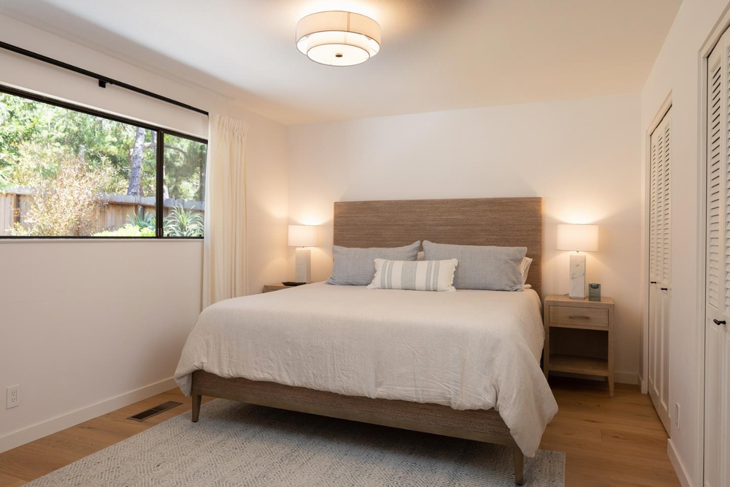 Detail Gallery Image 10 of 21 For 4083 Los Altos Dr, Pebble Beach,  CA 93953 - 3 Beds | 2/1 Baths