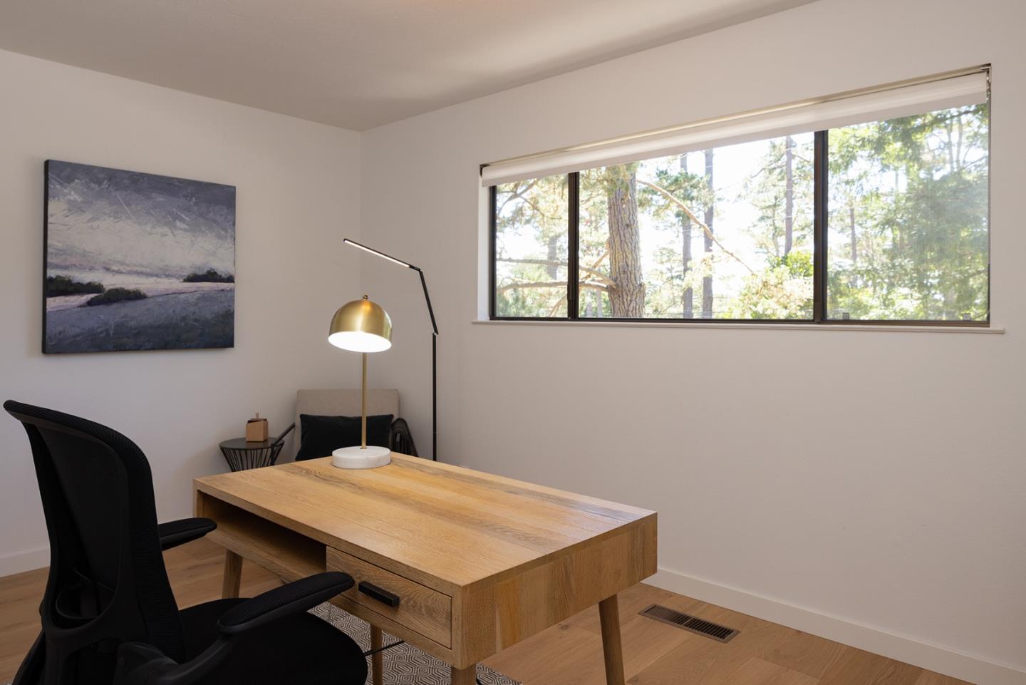 Detail Gallery Image 14 of 21 For 4083 Los Altos Dr, Pebble Beach,  CA 93953 - 3 Beds | 2/1 Baths