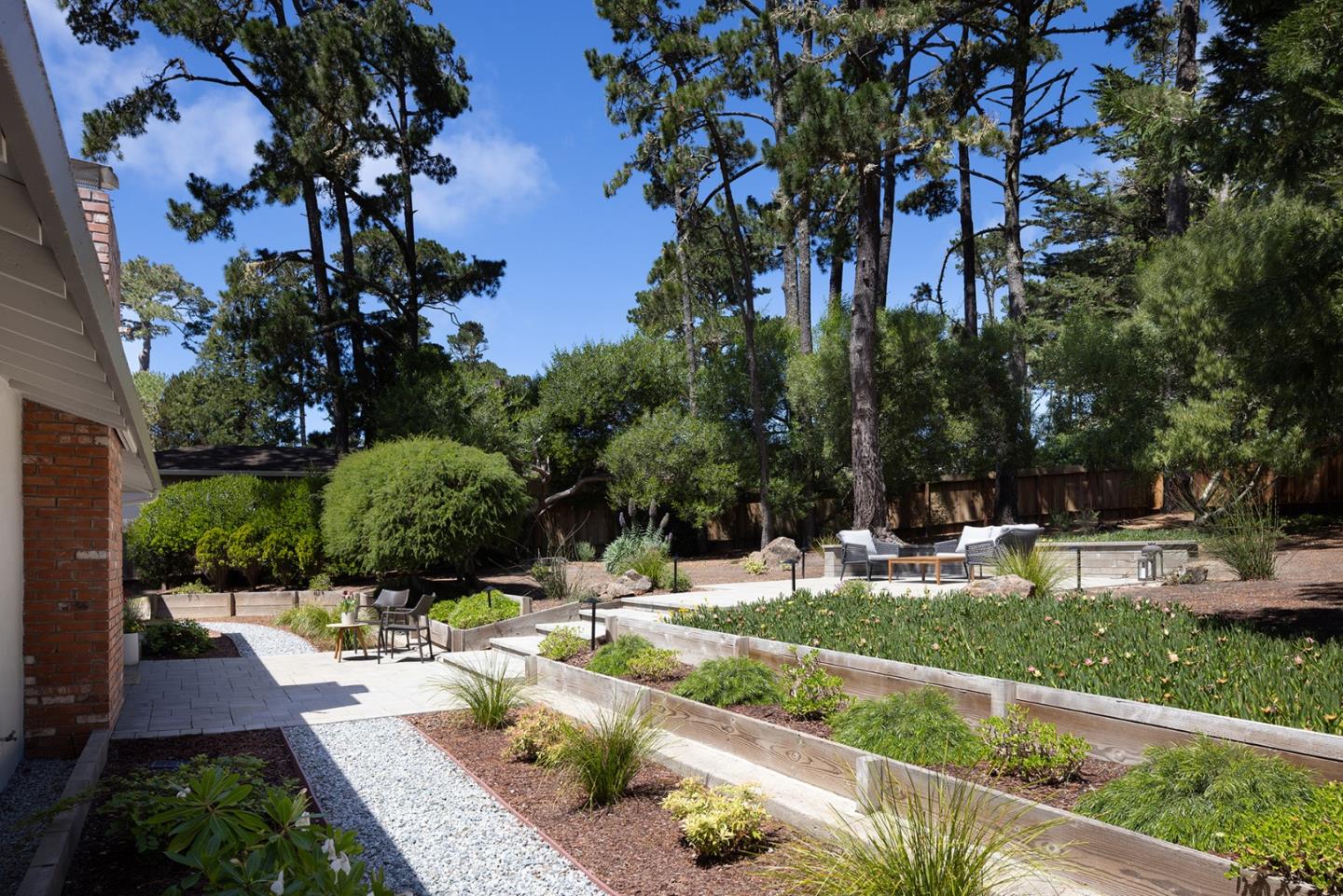 Detail Gallery Image 17 of 21 For 4083 Los Altos Dr, Pebble Beach,  CA 93953 - 3 Beds | 2/1 Baths