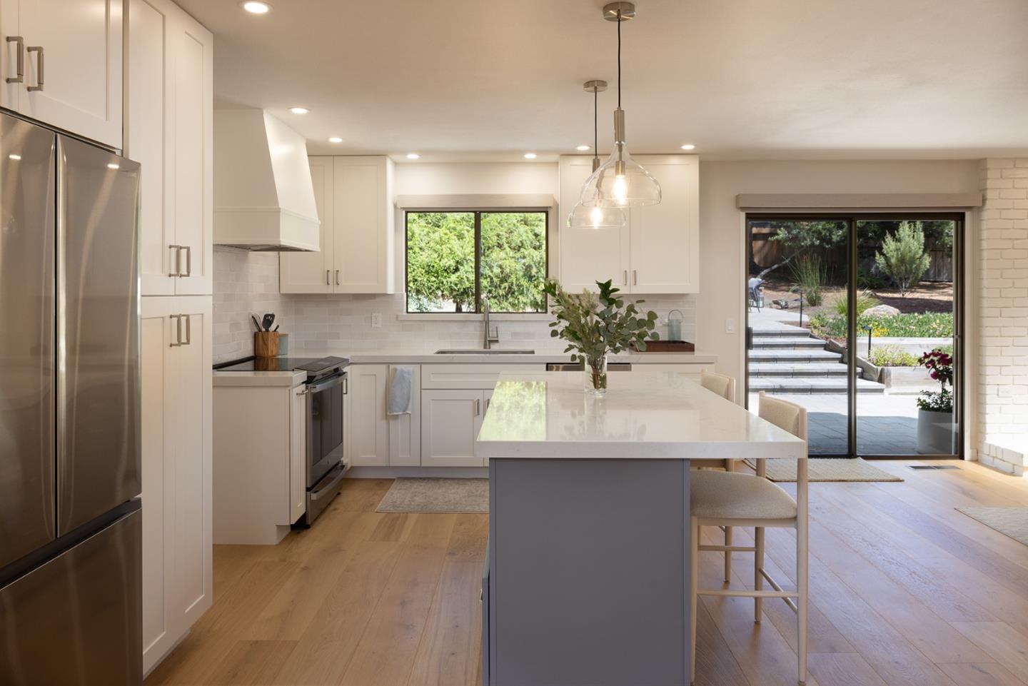 Detail Gallery Image 6 of 21 For 4083 Los Altos Dr, Pebble Beach,  CA 93953 - 3 Beds | 2/1 Baths