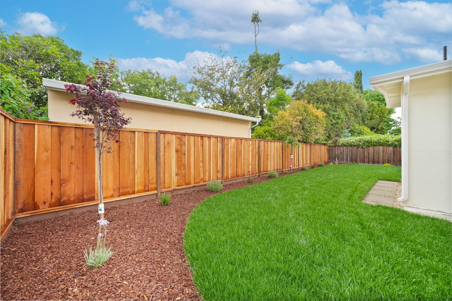 Detail Gallery Image 21 of 31 For 1775 San Ramon Ave, Mountain View,  CA 94043 - 5 Beds | 3 Baths