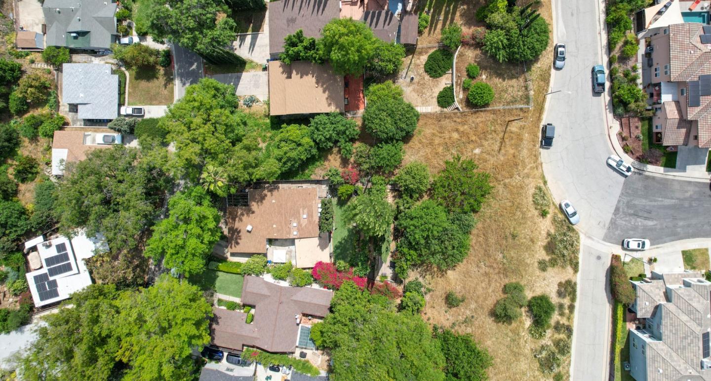 Detail Gallery Image 8 of 10 For 1337 Oak Hill Place, South Pasadena,  CA 91030 - – Beds | – Baths