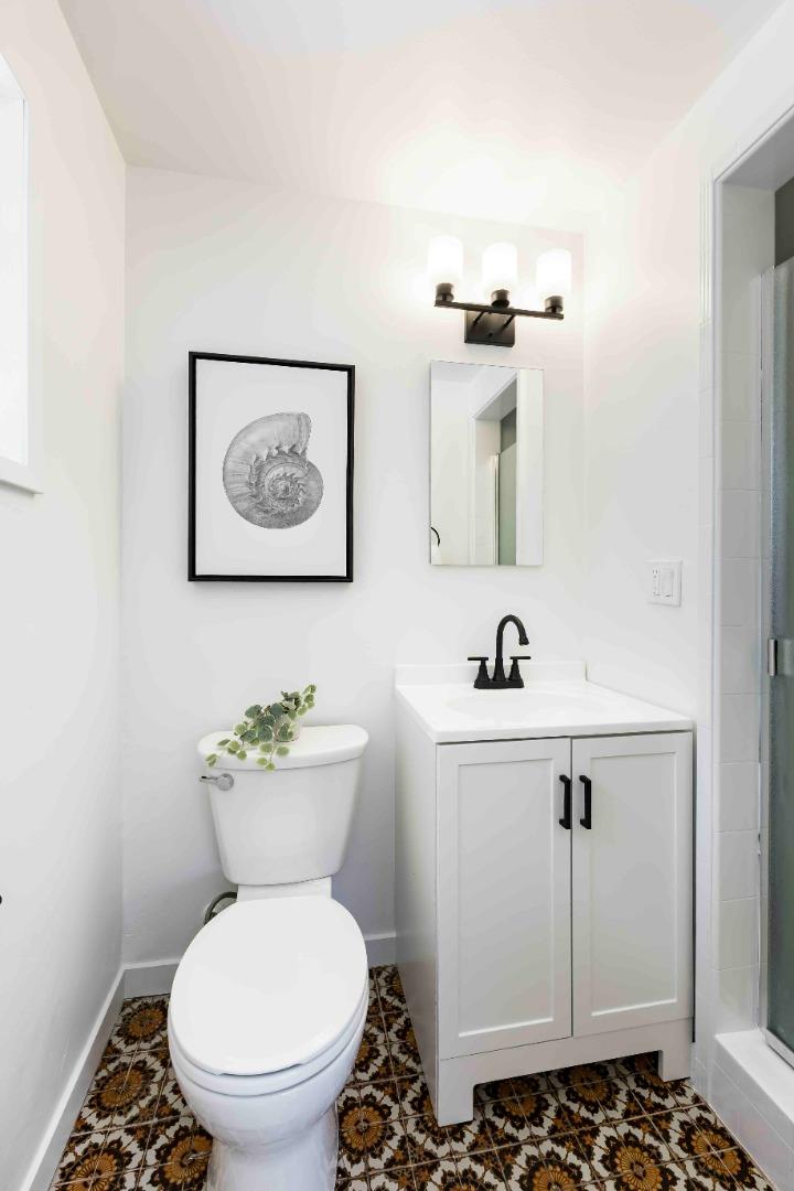 Detail Gallery Image 17 of 20 For 985 Oregon Ave, Palo Alto,  CA 94303 - 4 Beds | 3 Baths