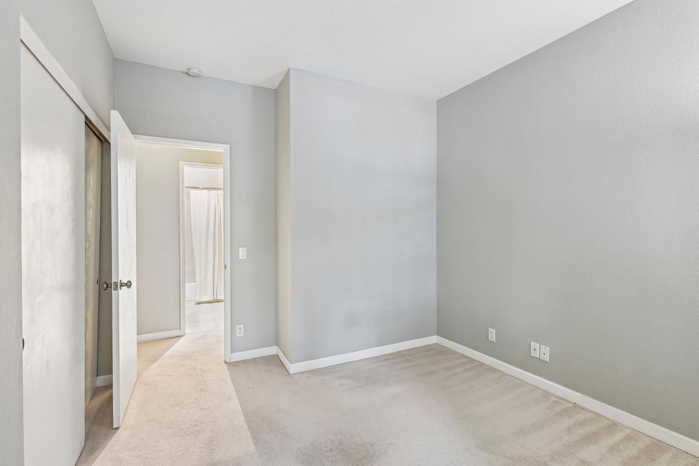 Detail Gallery Image 11 of 28 For 3674 Oakwood Ter #203,  Fremont,  CA 94536 - 2 Beds | 2 Baths