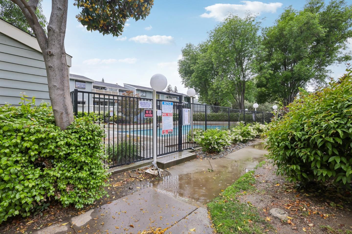 Detail Gallery Image 21 of 28 For 3674 Oakwood Ter #203,  Fremont,  CA 94536 - 2 Beds | 2 Baths