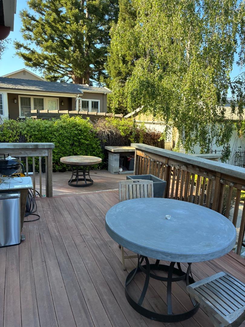 Detail Gallery Image 6 of 6 For Paloma Ave, Burlingame,  CA 94010 - 4 Beds | 3/1 Baths