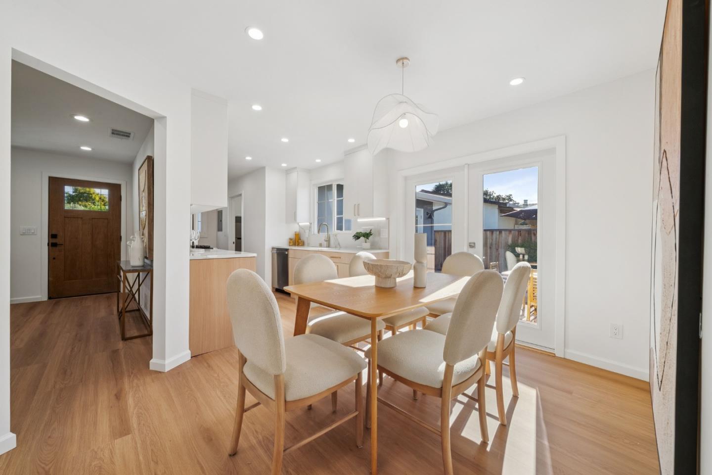 Detail Gallery Image 18 of 73 For 941 Amador Ave, Sunnyvale,  CA 94085 - 4 Beds | 2 Baths