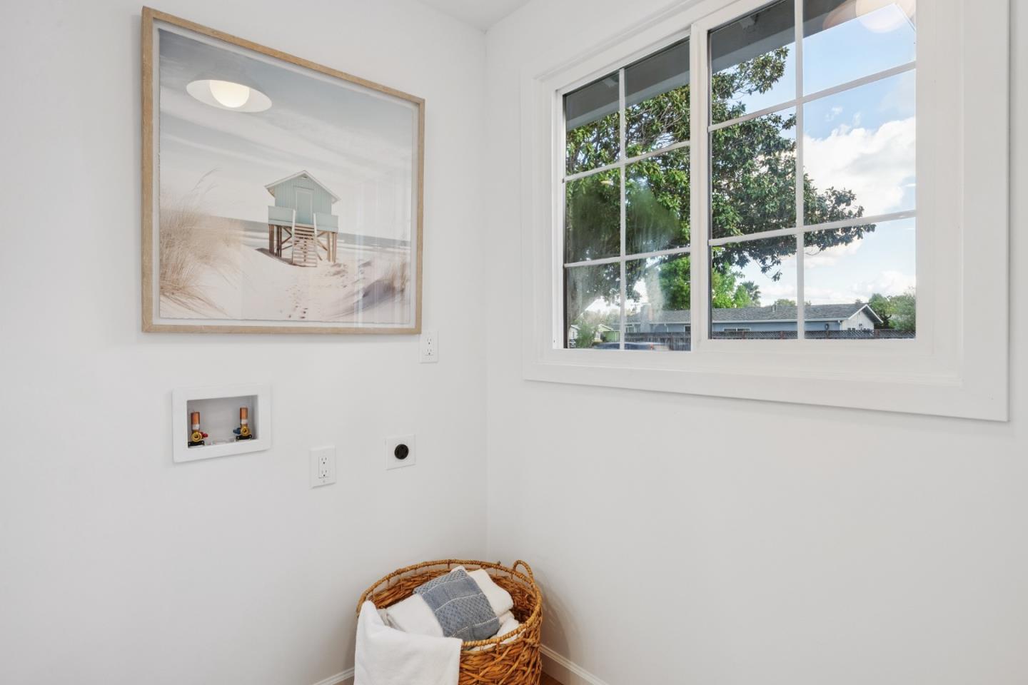 Detail Gallery Image 31 of 73 For 941 Amador Ave, Sunnyvale,  CA 94085 - 4 Beds | 2 Baths