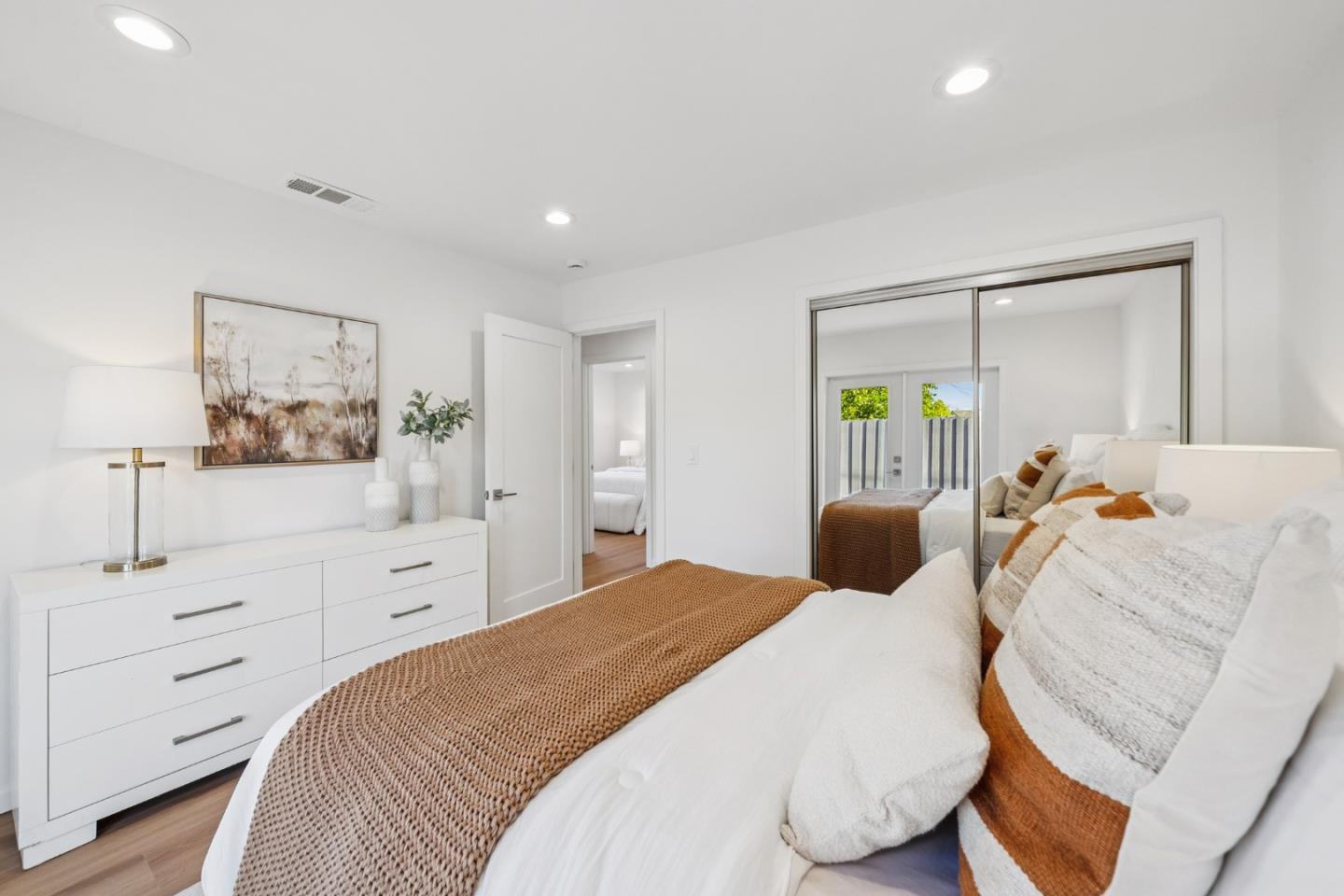 Detail Gallery Image 33 of 73 For 941 Amador Ave, Sunnyvale,  CA 94085 - 4 Beds | 2 Baths