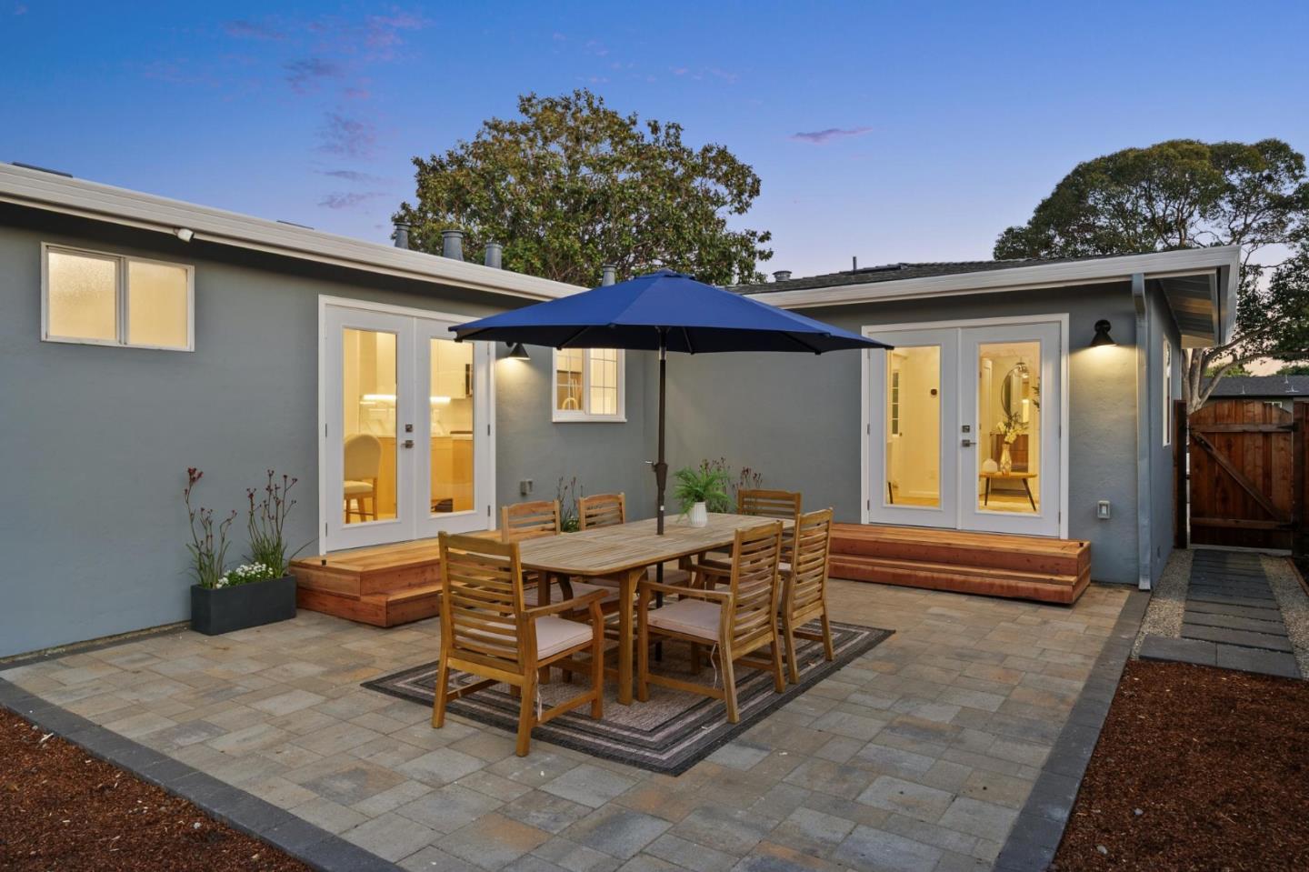 Detail Gallery Image 9 of 73 For 941 Amador Ave, Sunnyvale,  CA 94085 - 4 Beds | 2 Baths