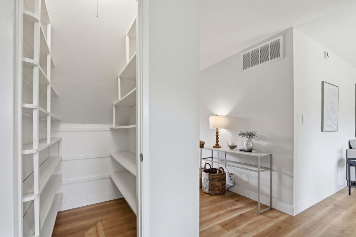 Detail Gallery Image 23 of 48 For 1096 Harlan Dr, San Jose,  CA 95129 - 5 Beds | 3 Baths