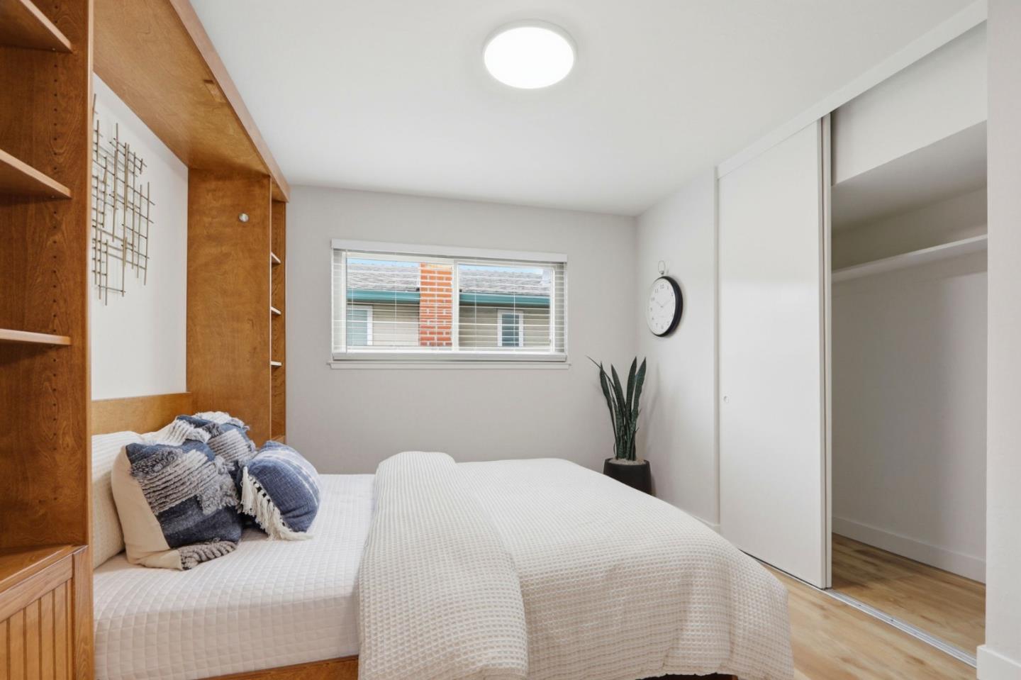 Detail Gallery Image 25 of 48 For 1096 Harlan Dr, San Jose,  CA 95129 - 5 Beds | 3 Baths