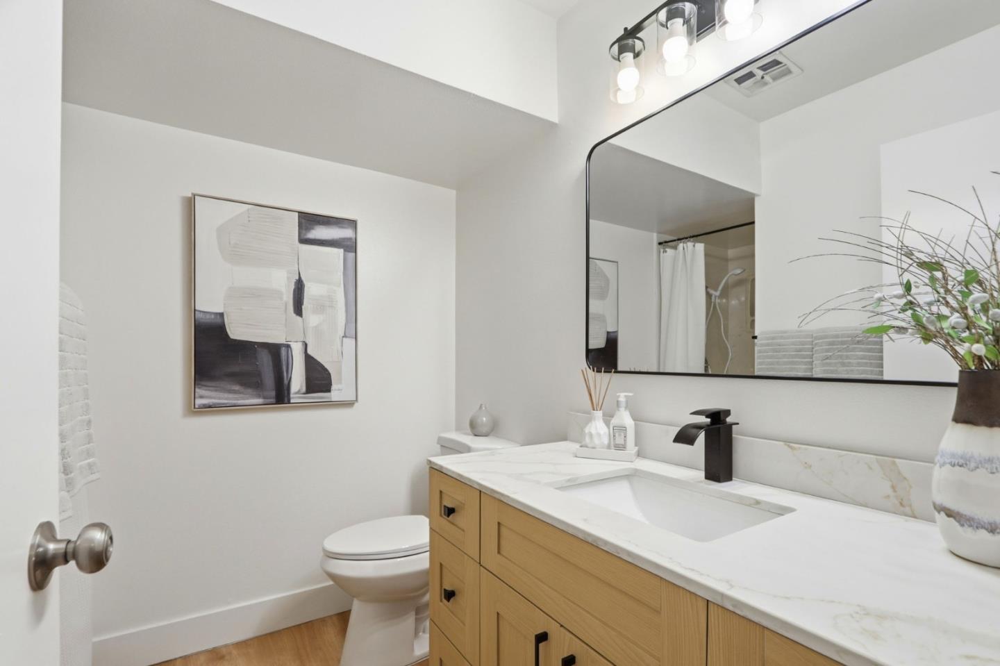 Detail Gallery Image 27 of 48 For 1096 Harlan Dr, San Jose,  CA 95129 - 5 Beds | 3 Baths