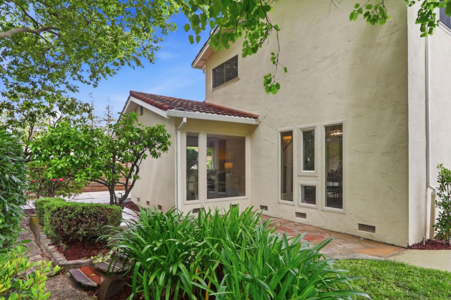 Detail Gallery Image 46 of 48 For 1096 Harlan Dr, San Jose,  CA 95129 - 5 Beds | 3 Baths