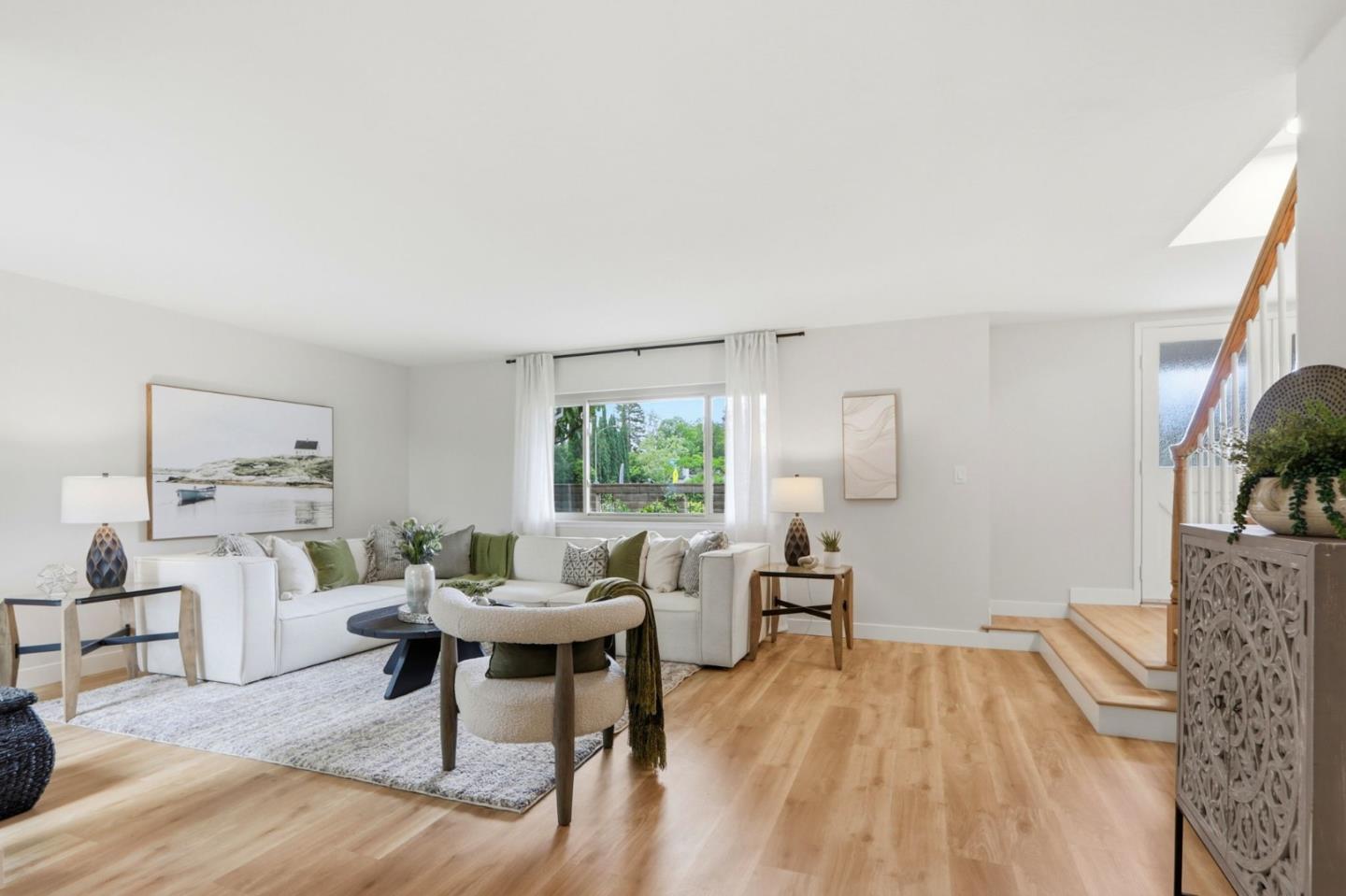 Detail Gallery Image 8 of 48 For 1096 Harlan Dr, San Jose,  CA 95129 - 5 Beds | 3 Baths