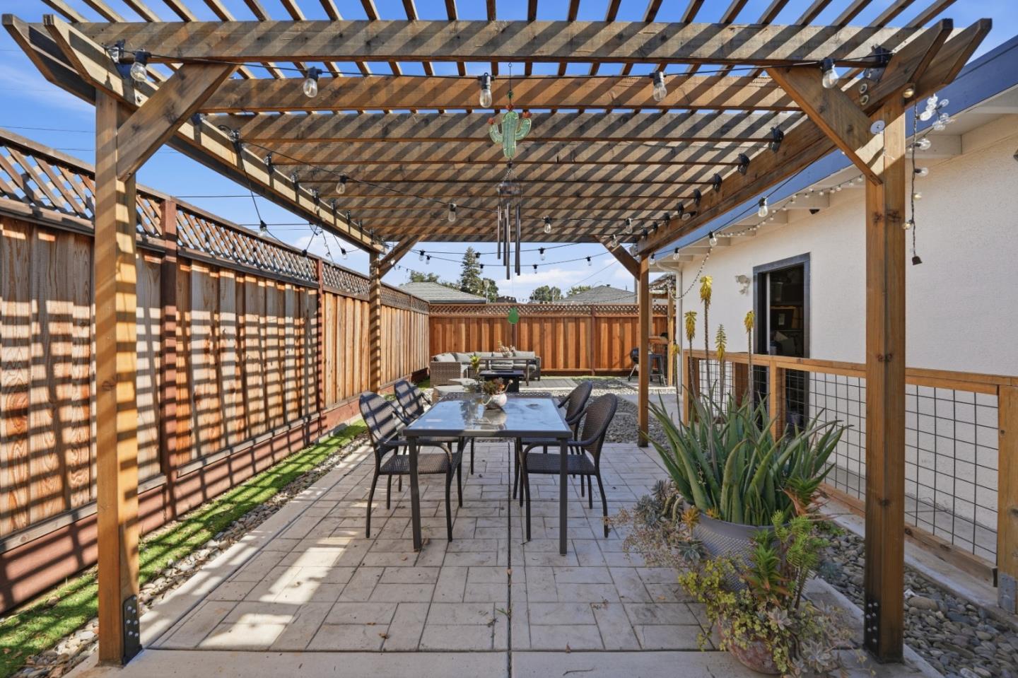 690 El Cerrito Way, Gilroy, CA, 95020