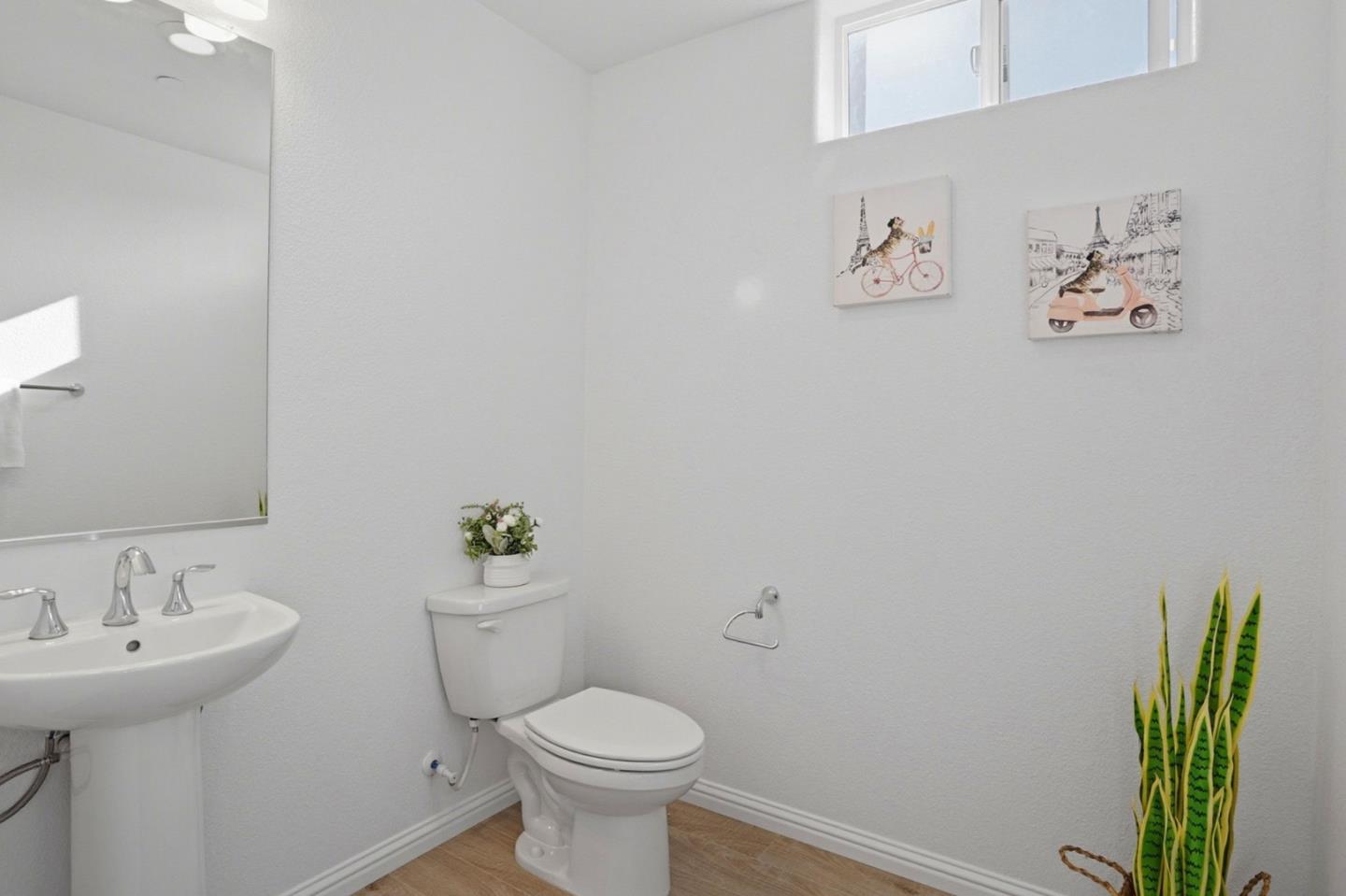 Detail Gallery Image 6 of 32 For 1901 Nevets Ln, San Jose,  CA 95133 - 3 Beds | 3/1 Baths