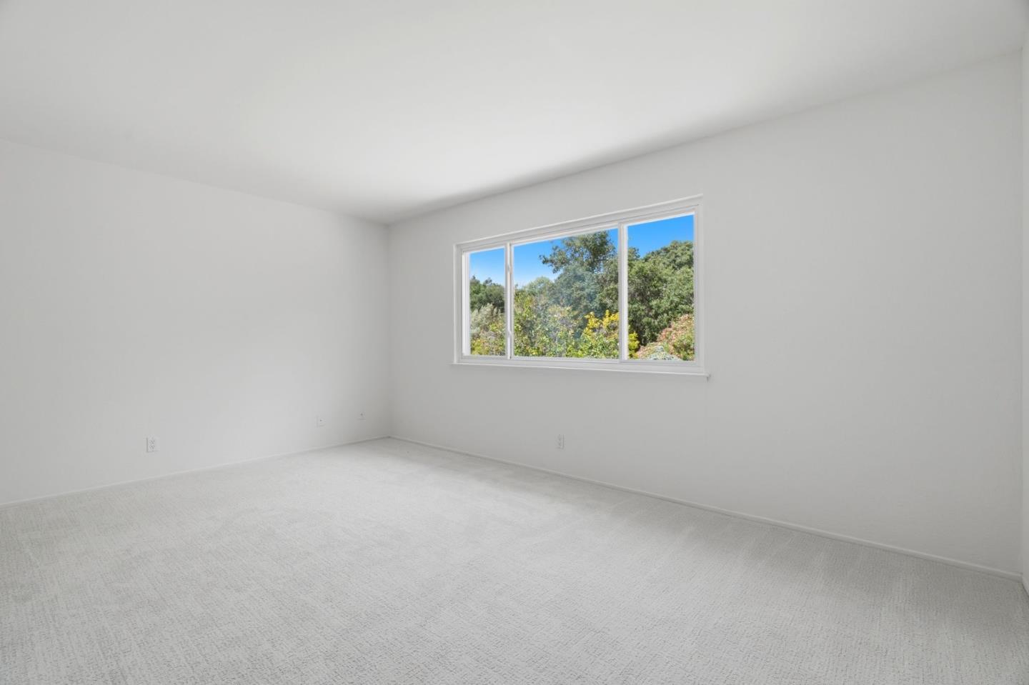 Detail Gallery Image 28 of 48 For 1377 Bedford Ave, Sunnyvale,  CA 94087 - 4 Beds | 2/1 Baths